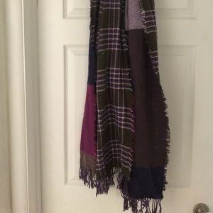 Gap Scarf